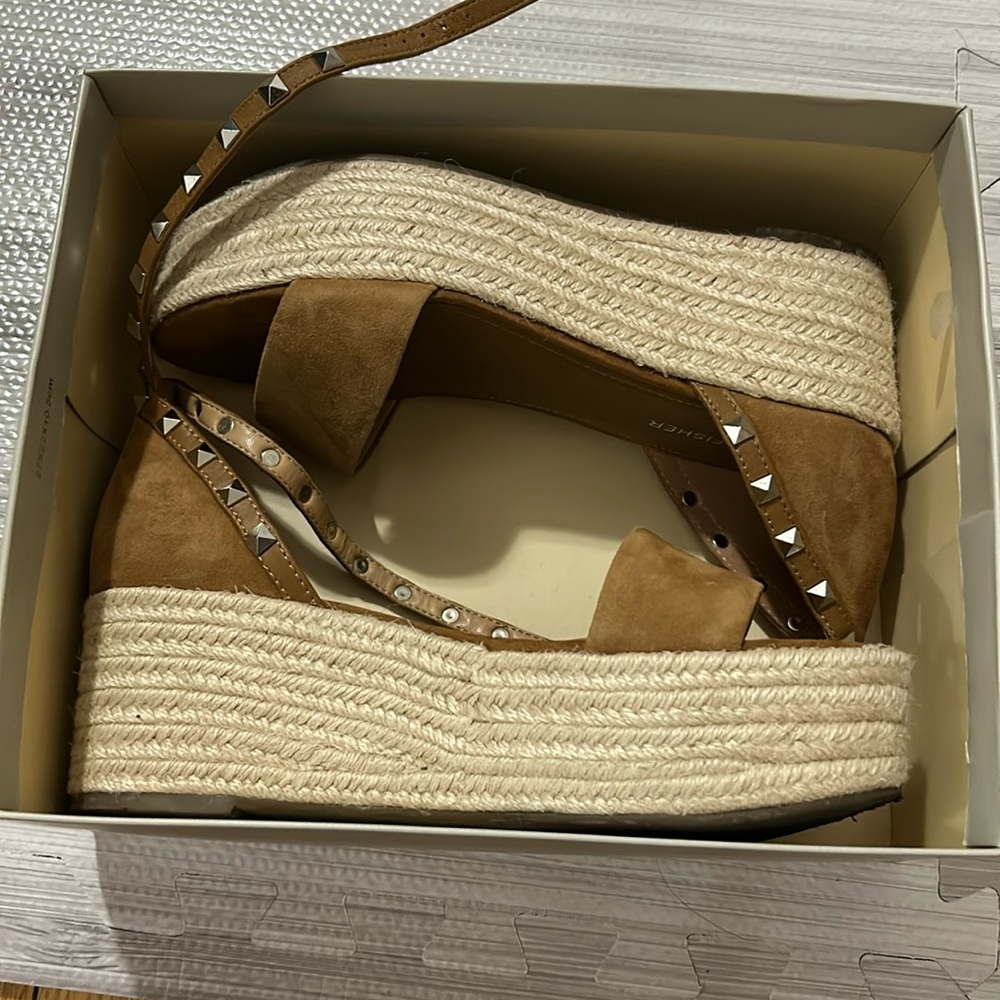 Marc Fisher Platforms